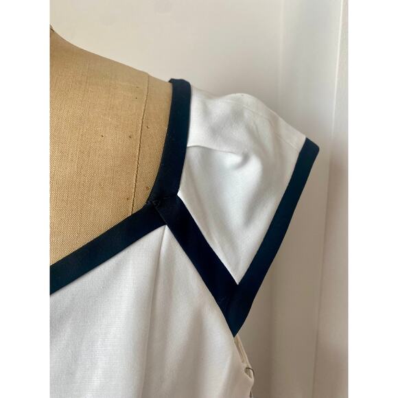 Chetta B Black & White Cotton Blend Shirt Dress With Gold Toggles size 6 nwt - Picture 3 of 10